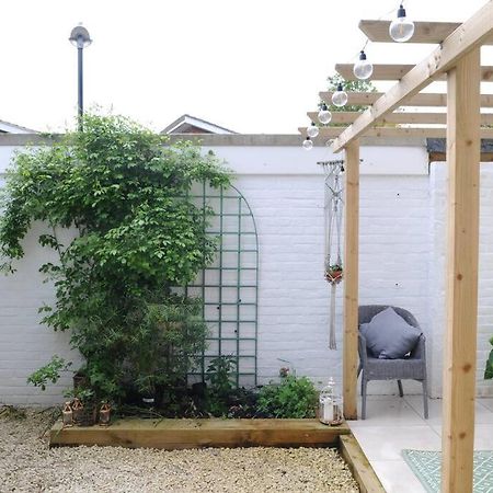 Light Filled Mid- Century 3 Bed Cottage In Dulwich London Luaran gambar